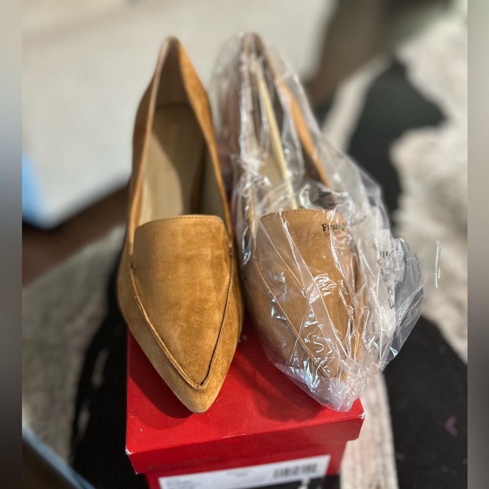 Elegant Tan Suede Women's Loafers never worn